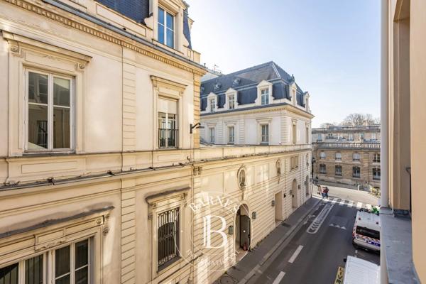 Paris 8ème, Appartement 1 Chambre -  58 m² à vendre
