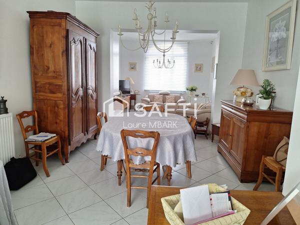 MAISON INDIVIDUELLE VILLE AVEC GRAND JARDIN