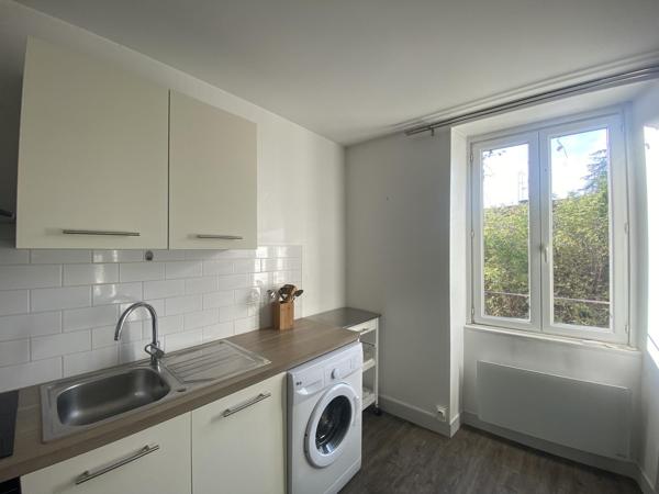 Appartement spacieux près du centre-ville