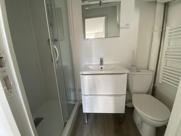 Appartement spacieux près du centre-ville