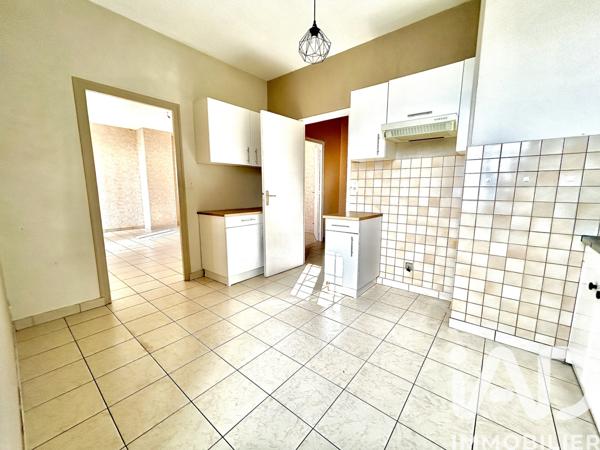 Maison à vendre 4 pièces 86 m² Villeneuve-sur-Yonne