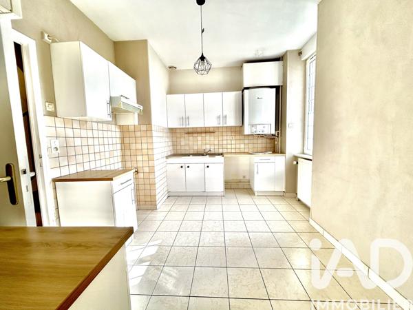 Maison à vendre 4 pièces 86 m² Villeneuve-sur-Yonne