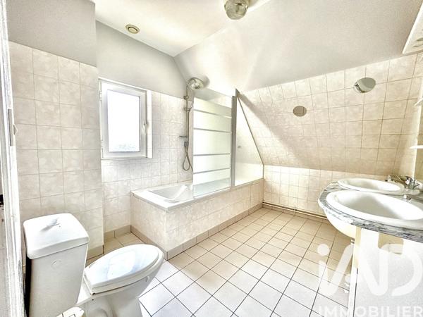 Maison à vendre 4 pièces 86 m² Villeneuve-sur-Yonne