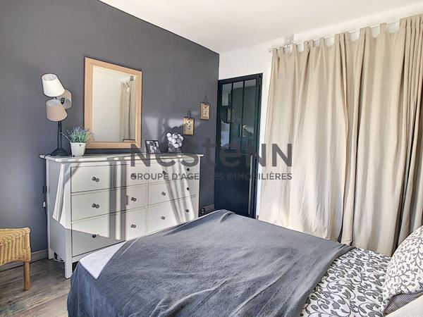 Fréjus Plage - T2 rénové à 5 min de la mer, charme et confort. Parking privatif