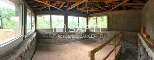 Superbe Opportunité : Ancien Moulin avec étang à Restaurer et Grand Terrain de 27533m²