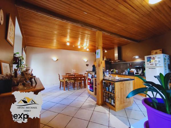 Maison de bourg Pradelles T5