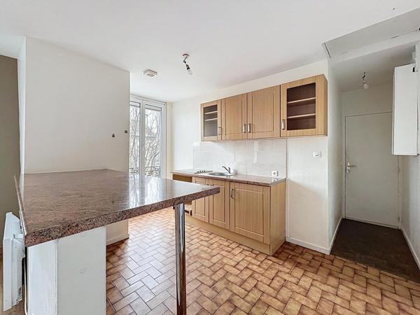 Carrières-sur-Seine, Plants Catelaines, 2P, cave