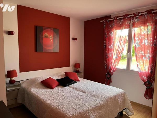 Spacieuse propriété composée d'une villa principale et de deux gîtes