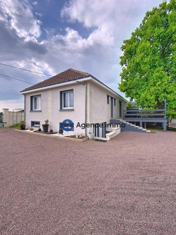 À vendre - Maison traditionnelle, 7 pièces située à Savigné-sur-Lathan (37340)