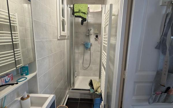 Appartement à vendre    2 pièces • 35,52 m2 Paris 20