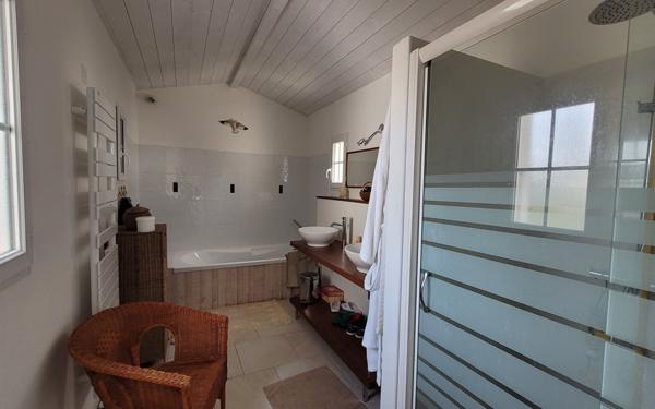 Maison à vendre    4 pièces •  Le Bois-Plage-en-Ré