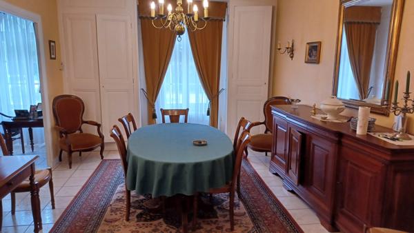 À vendre - Maison ancienne, 7 pièces située à Amboise (37400)