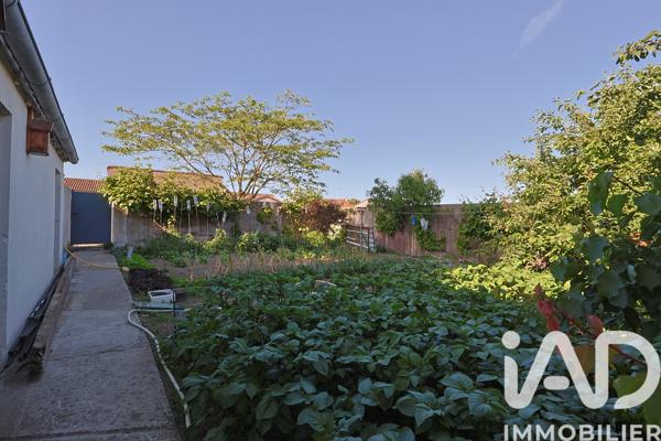 Maison à vendre 3 pièces 90 m² Bégrolles-en-Mauges