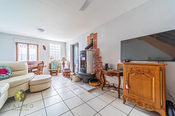Maison
                                                                                                                                                                                                                                                                                                                        5 pièce(s)                                                                                                                                                                                                          3 chambre(s)                                                                                                                                                                                                          132  m²