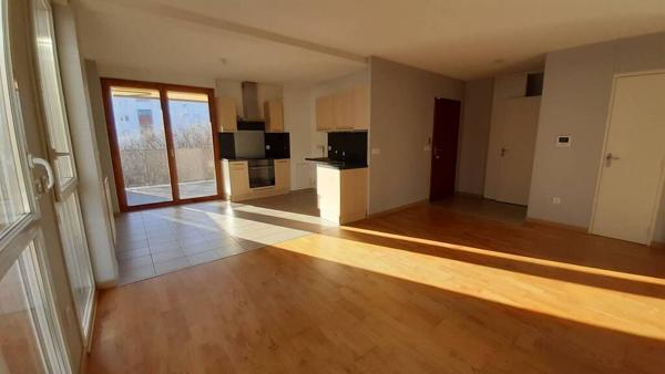 GRENOBLE - APPARTEMENT T4 40 RUE GEORGES DE MANTAYER