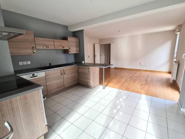 GRENOBLE - APPARTEMENT T4 40 RUE GEORGES DE MANTAYER