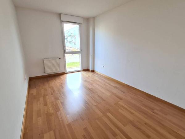 GRENOBLE - APPARTEMENT T4 40 RUE GEORGES DE MANTAYER