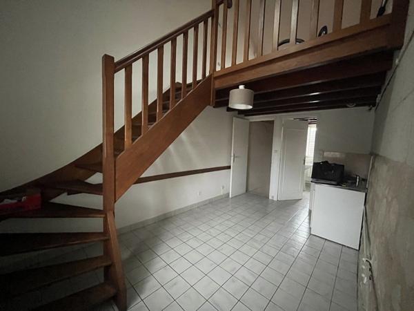 Appartement à louer |  Ste-Maure-de-Touraine |  1 pièce | 21 m²