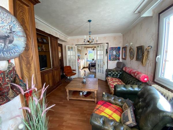 SAINT-BRIEUC - CHARMANTE MAISON DE STYLE AVEC 5 CHAMBRES !