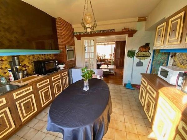 SAINT-BRIEUC - CHARMANTE MAISON DE STYLE AVEC 5 CHAMBRES !