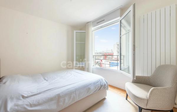 Appartement à vendre 3 pièces COURBEVOIE proche T2 (92)