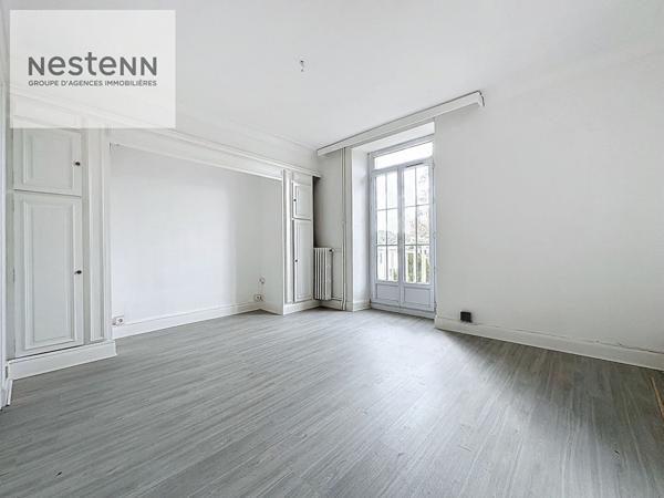 Maison NON MITOYENNE avec grand garage - Quimper Centre Historique