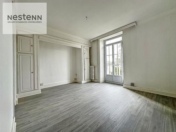 Maison NON MITOYENNE avec grand garage - Quimper Centre Historique