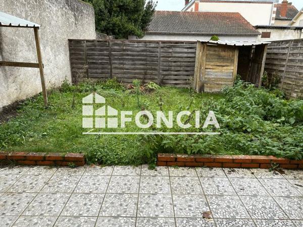 Location Maison 3 pièces 72 m² - 5 RUE DU DEFILOIR Gien 45500