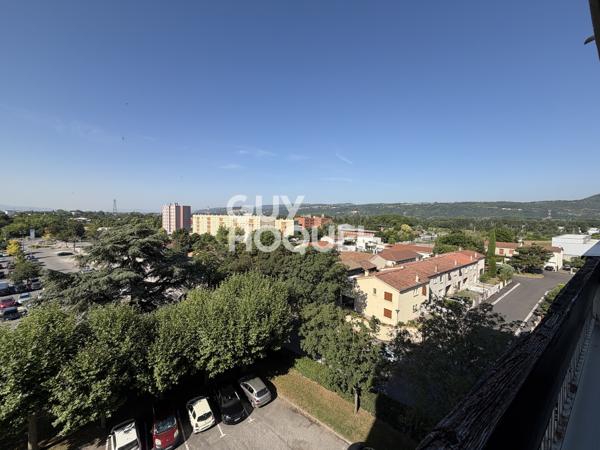 À LOUER - Appartement 3 pièces avec terrasse et balcon à VALENCE