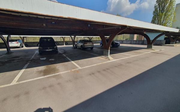 Stationnement à vendre    13 m2 Épinay-sous-Sénart