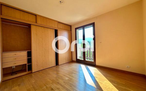 Maison à vendre    7 pièces • 161,72 m2 Saint-Nazaire-les-Eymes