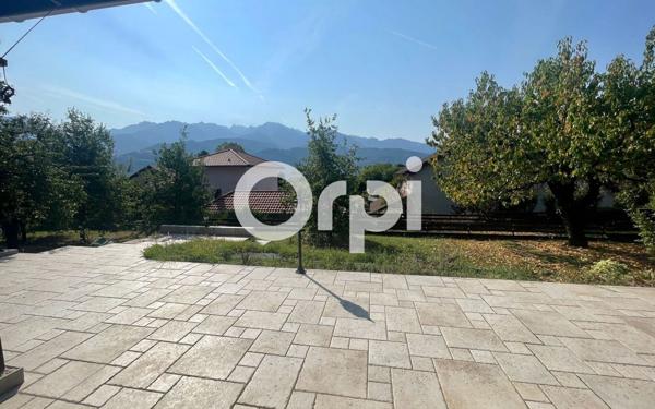 Maison à vendre    7 pièces • 161,72 m2 Saint-Nazaire-les-Eymes