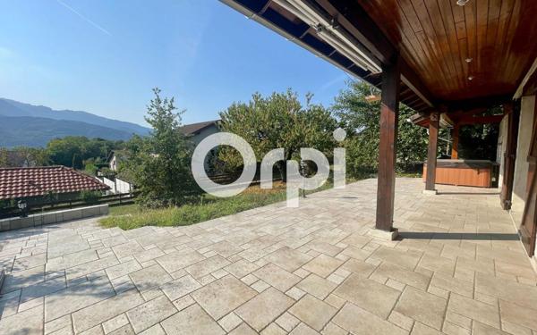 Maison à vendre    7 pièces • 161,72 m2 Saint-Nazaire-les-Eymes