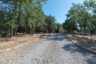 La Motte (83920) À vendre LA MOTTE, Villa traditionnelle de 160 m² sur 1 hectare de terrain plat