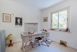 La Motte (83920) À vendre LA MOTTE, Villa traditionnelle de 160 m² sur 1 hectare de terrain plat