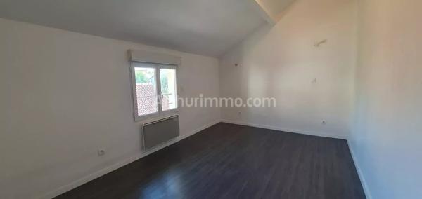 Location                                                      Appartement
                        
                     2 pièces                      60 m2                     à Draveil