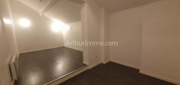 Location                                                      Appartement
                        
                     2 pièces                      60 m2                     à Draveil