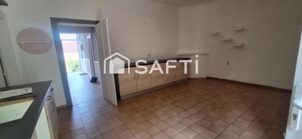 Qaurtier St Cecile, rue peu passante - Grande surface - 4 chambres