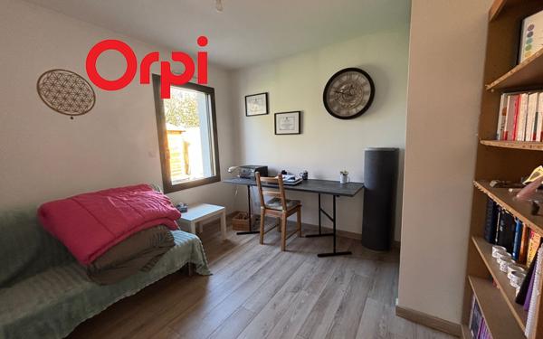 Maison à vendre    5 pièces •  Saint-Agnant