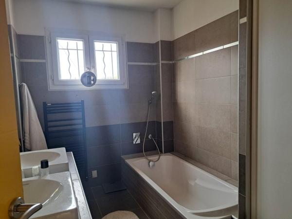 Vente / Villa à Rochefort-du-Gard (30650)