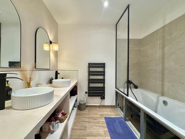 Maison SurgÈres 3 pièce(s) 73 m2