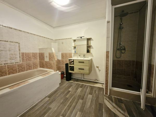 Maison 3 pièces - 120 m² Exclusivité efficity