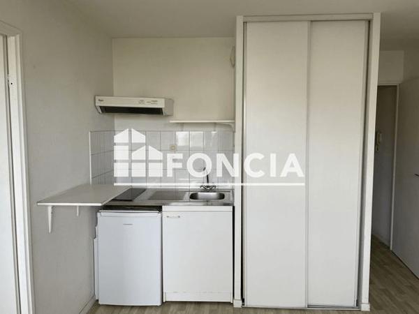 Location Studio 27.2 m² - 41 RUE DU GENERAL BARBOT Toulouse 31200