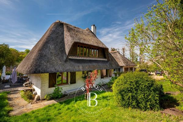 Rueil-Malmaison, Maison 6 Chambres -  249 m² à vendre