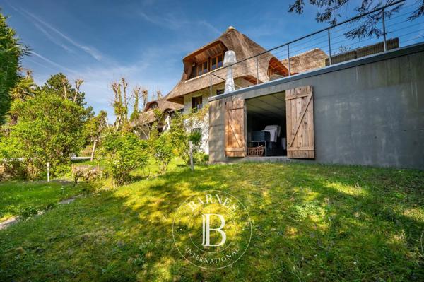 Rueil-Malmaison, Maison 6 Chambres -  249 m² à vendre