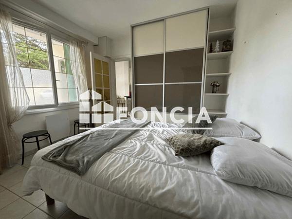 Location Studio meublé 22.79 m² - 4 QUAI DES MARAIS Amboise 37400
