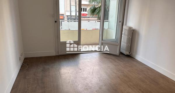 Location Studio 23 m² - Hyères 83400
