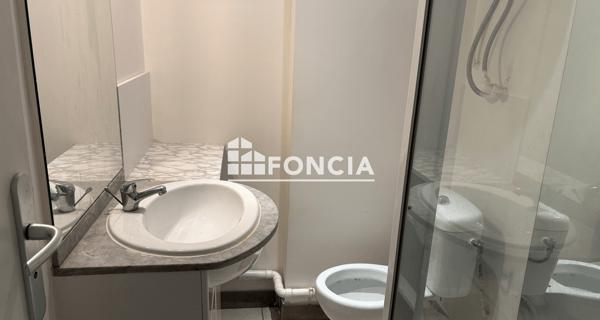 Location Studio 23 m² - Hyères 83400