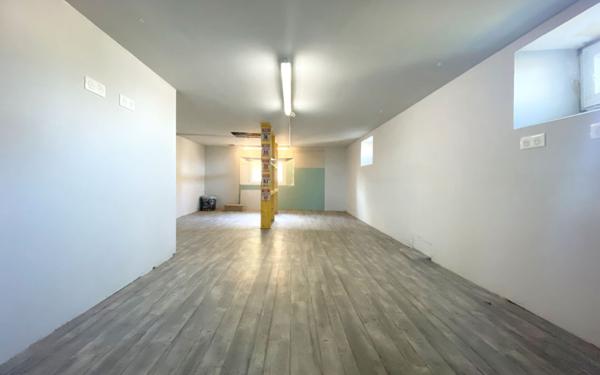 Maison à vendre    6 pièces •  Séreilhac