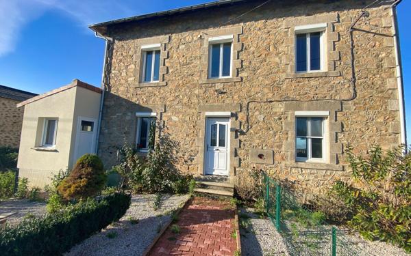 Maison à vendre    6 pièces •  Séreilhac